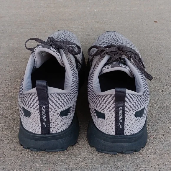 Brooks Revel 5 Gray and Black Sneakers - Picture 3 of 8